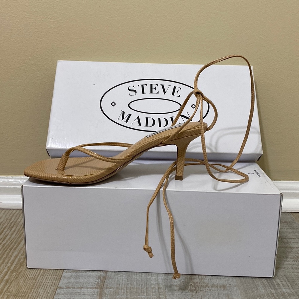 Women’s shoes